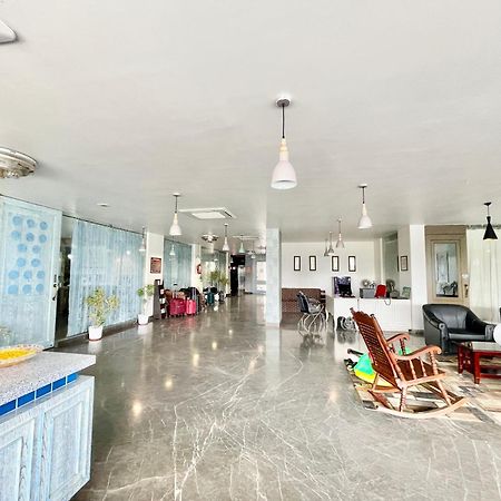 Hotel V-I Near Sea , Puri Private-Park -Gym-Spa Fully-Airconditioned-Hotel Lift-And-Parking-Facilities Breakfast-Included Екстериор снимка