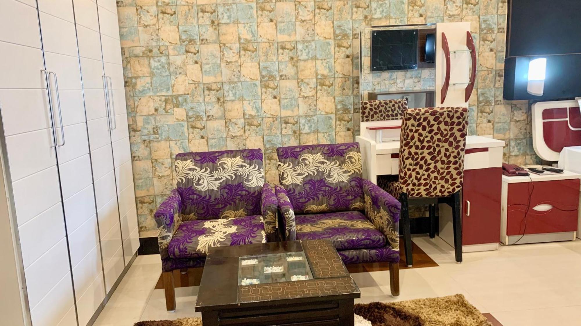 Hotel V-I Near Sea , Puri Private-Park -Gym-Spa Fully-Airconditioned-Hotel Lift-And-Parking-Facilities Breakfast-Included Екстериор снимка